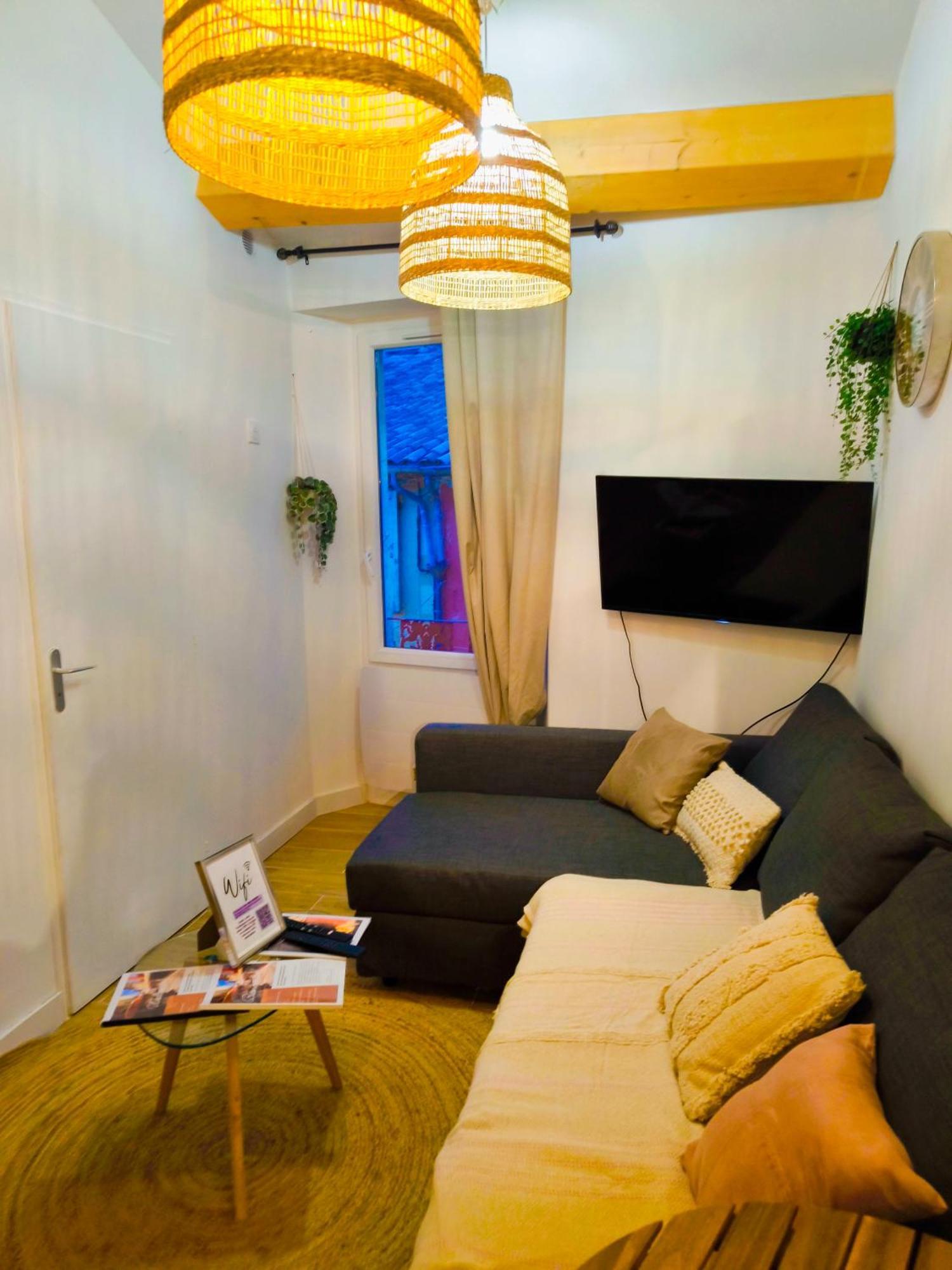 Le King & Suites Etoilees Gréoux-les-Bains Dış mekan fotoğraf